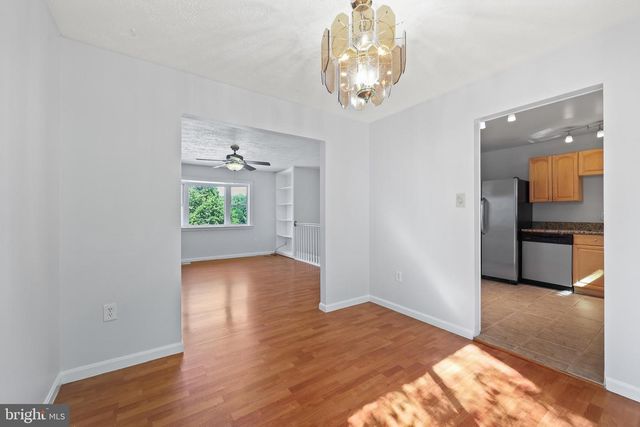 13724 LYNHURST DR, Woodbridge, VA 22193