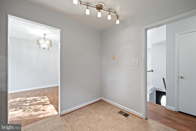 13724 LYNHURST DR, Woodbridge, VA 22193
