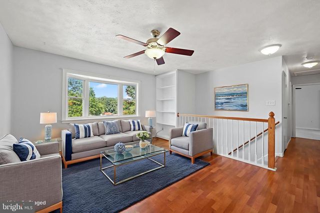 13724 LYNHURST DR, Woodbridge, VA 22193