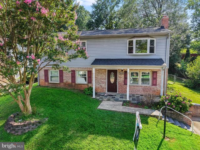 13724 LYNHURST DR, Woodbridge, VA 22193