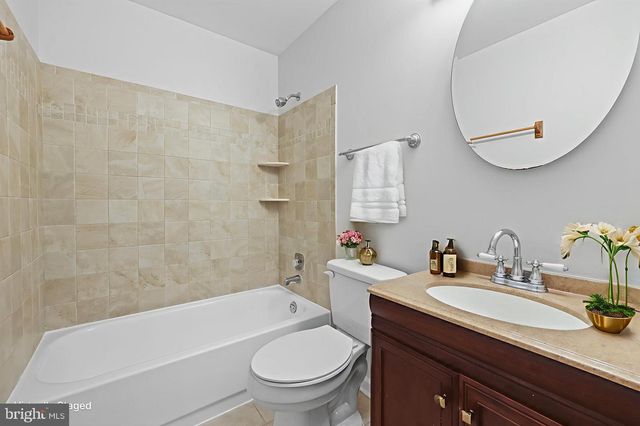 13724 LYNHURST DR, Woodbridge, VA 22193