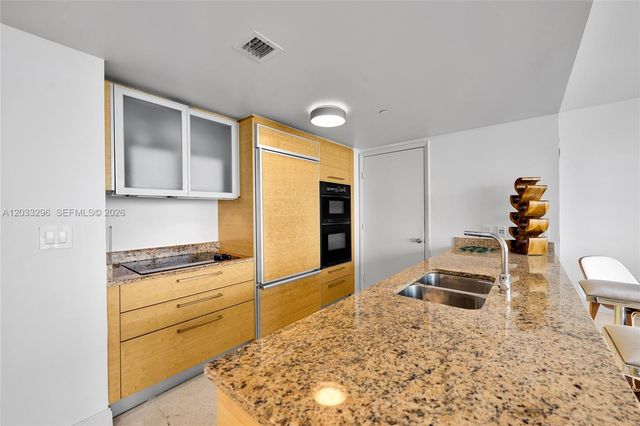 1830 S Ocean Drive 4807, Hallandale Beach, FL 33009