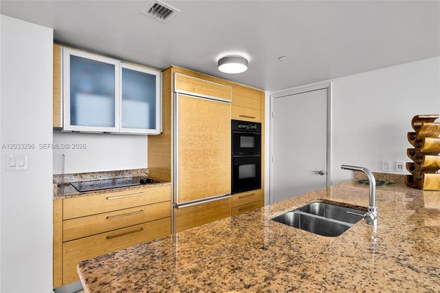 1830 S Ocean Drive 4807, Hallandale Beach, FL 33009