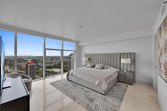 1830 S Ocean Drive 4807, Hallandale Beach, FL 33009