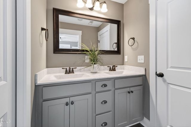 325 Old Stancil Road, Kenly, NC 27542