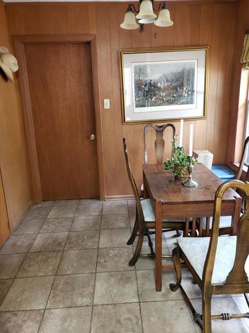 605 Cardinal Dr, Kerrville, TX 78028