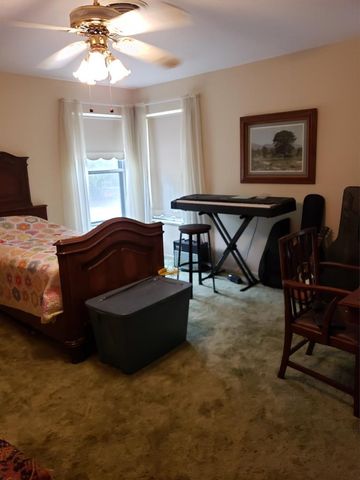 605 Cardinal Dr, Kerrville, TX 78028