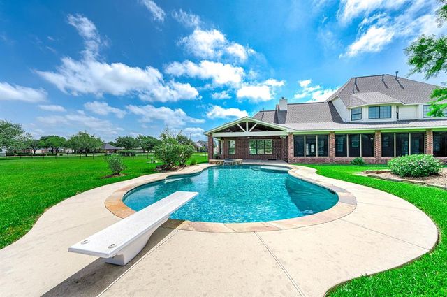 4703 Shadow Grass Drive, Katy, TX 77493