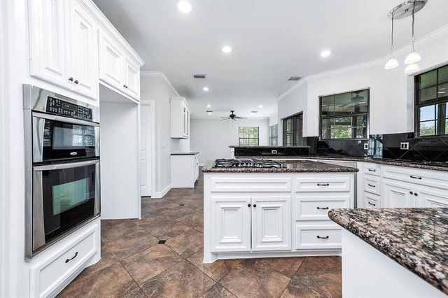 4703 Shadow Grass Drive, Katy, TX 77493