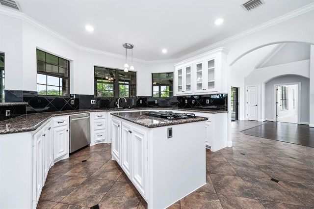 4703 Shadow Grass Drive, Katy, TX 77493