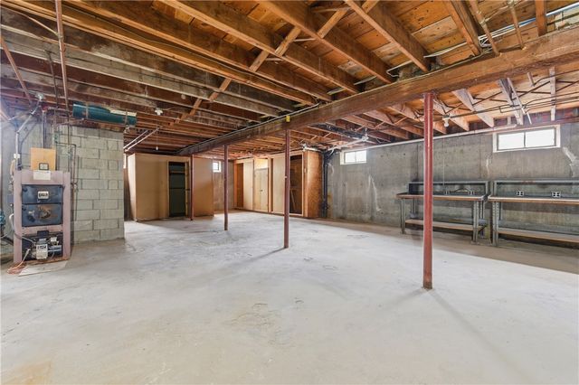 44 Valente Drive, Cranston, RI 02920