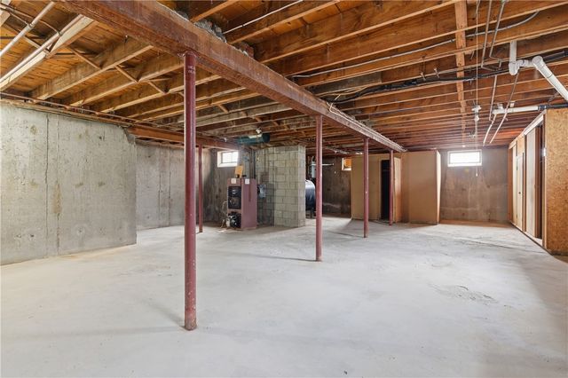 44 Valente Drive, Cranston, RI 02920