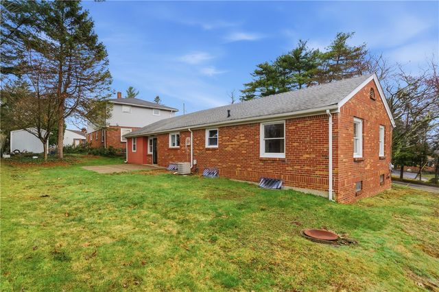 44 Valente Drive, Cranston, RI 02920
