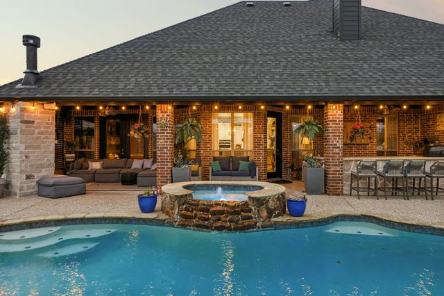 2585 Wincrest Drive, Rockwall, TX 75032
