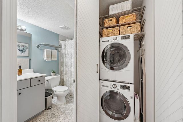 401 S 1st Street 1221, Minneapolis, MN 55401