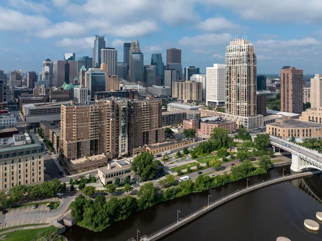 401 S 1st Street 1221, Minneapolis, MN 55401