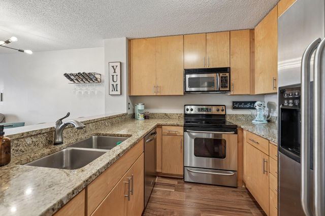 401 S 1st Street 1221, Minneapolis, MN 55401