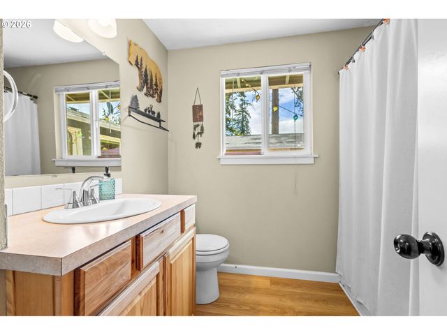 402 Sw IVY Rd, Estacada, OR 97023