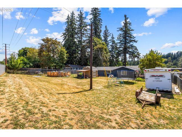 402 Sw IVY Rd, Estacada, OR 97023