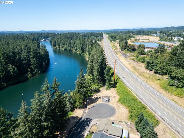 402 Sw IVY Rd, Estacada, OR 97023