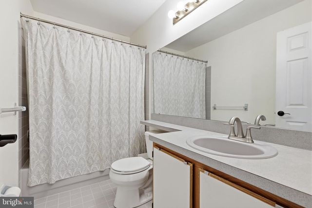 64 QUINCE CIR, Newtown, PA 18940