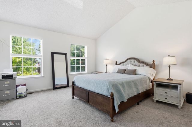 64 QUINCE CIR, Newtown, PA 18940
