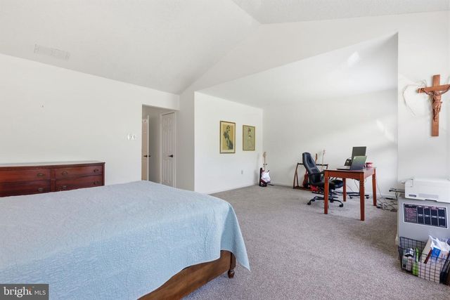 64 QUINCE CIR, Newtown, PA 18940