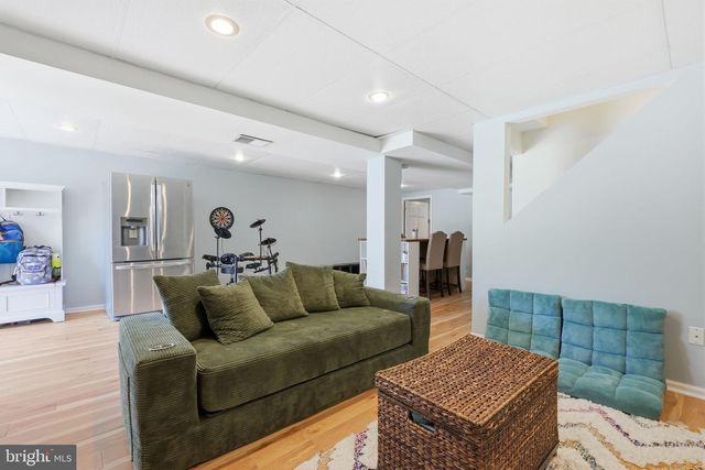 64 QUINCE CIR, Newtown, PA 18940
