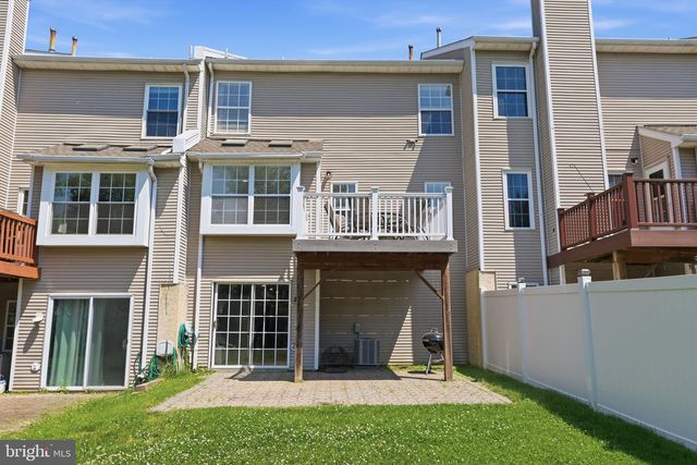 64 QUINCE CIR, Newtown, PA 18940