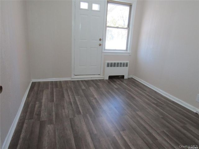 84-26 Little Neck Parkway 2, Floral Park, NY 11001