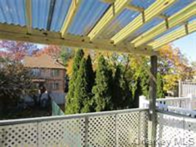 84-26 Little Neck Parkway 2, Floral Park, NY 11001