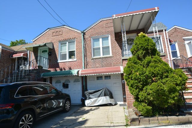 84-26 Little Neck Parkway 2, Floral Park, NY 11001
