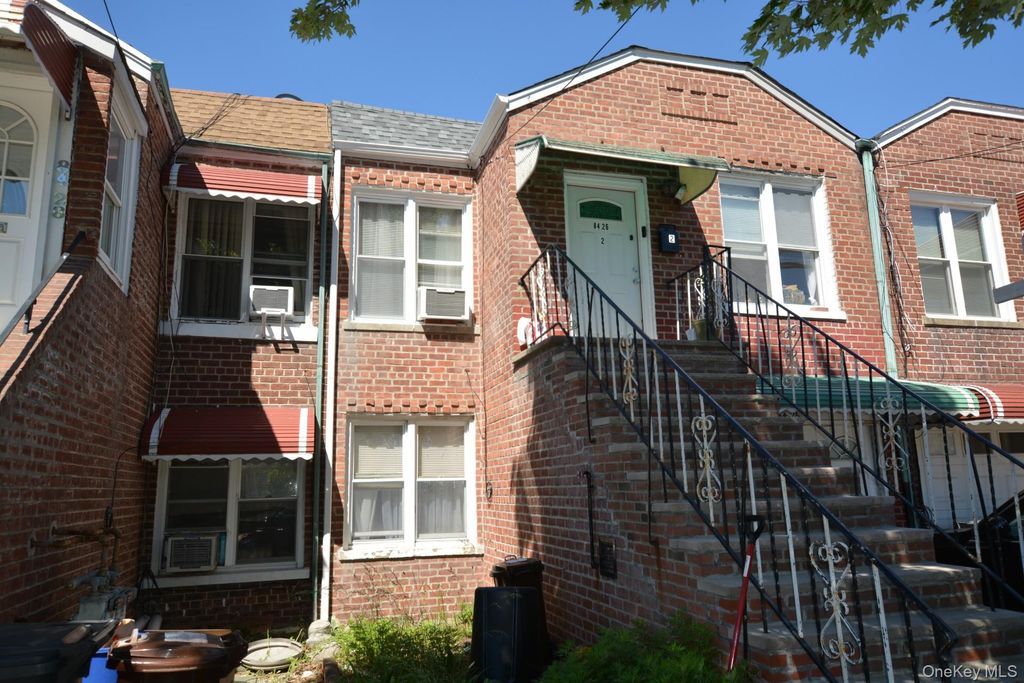 84-26 Little Neck Parkway 2, Floral Park, NY 11001
