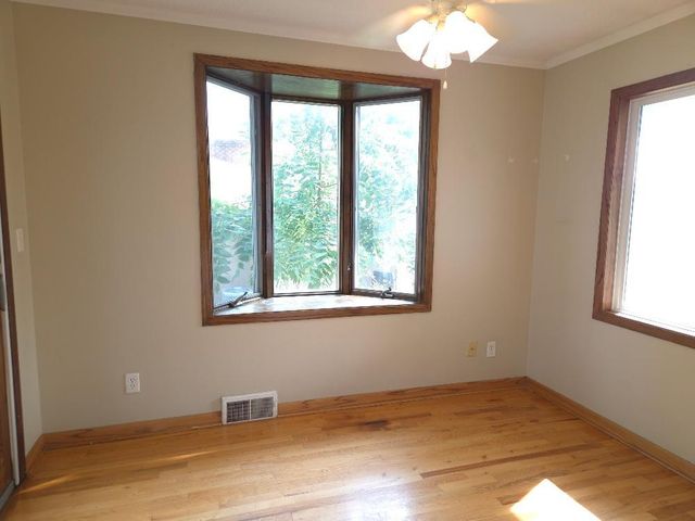 4076 Ensign Avenue N, New Hope, MN 55427