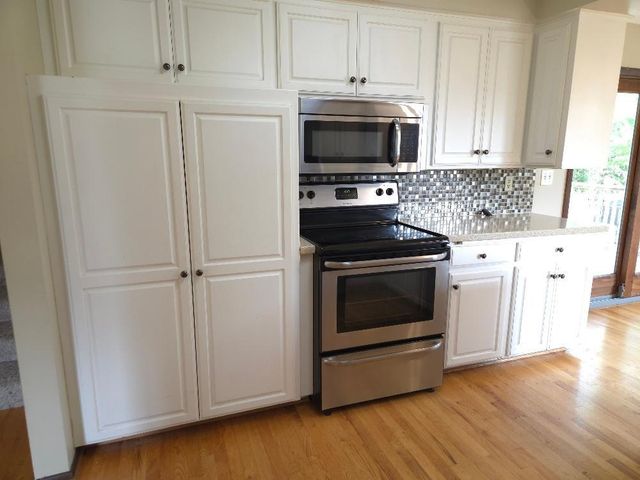 4076 Ensign Avenue N, New Hope, MN 55427