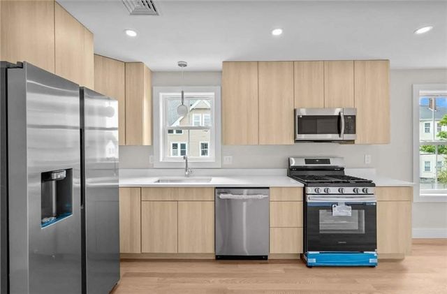 90 Berkshire Street, Providence, RI 02908