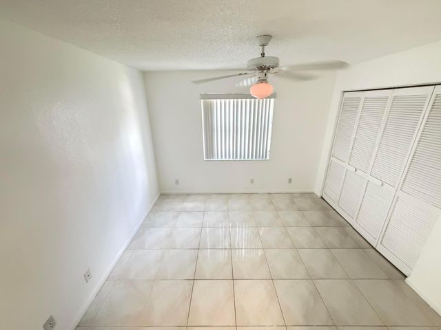 9706 Harbour Lake Circle, Boynton Beach, FL 33437