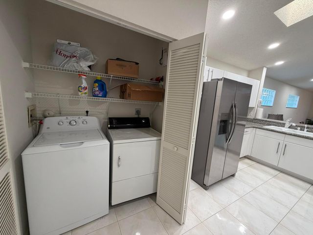9706 Harbour Lake Circle, Boynton Beach, FL 33437