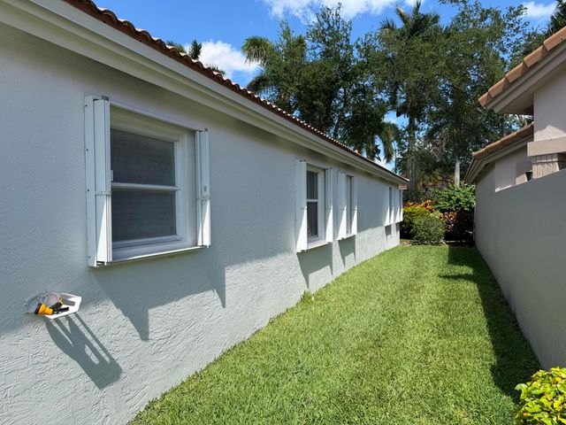 9706 Harbour Lake Circle, Boynton Beach, FL 33437