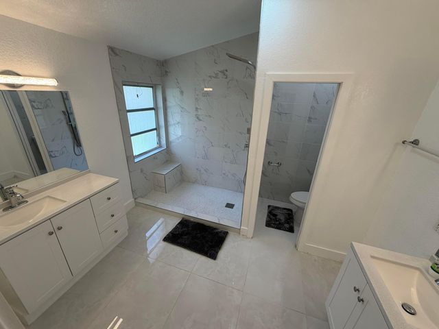 9706 Harbour Lake Circle, Boynton Beach, FL 33437