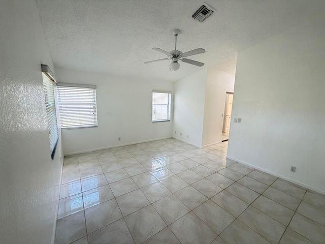 9706 Harbour Lake Circle, Boynton Beach, FL 33437