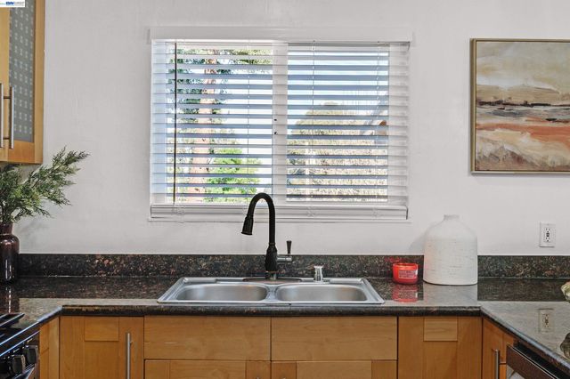 2343 Galway Rd, San Pablo, CA 94806