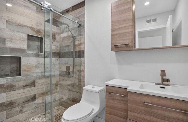 6250 E Quartz, Anaheim, CA 92807