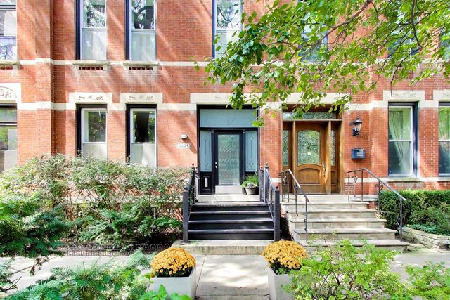 2254 N Fremont Street, Chicago, IL 60614