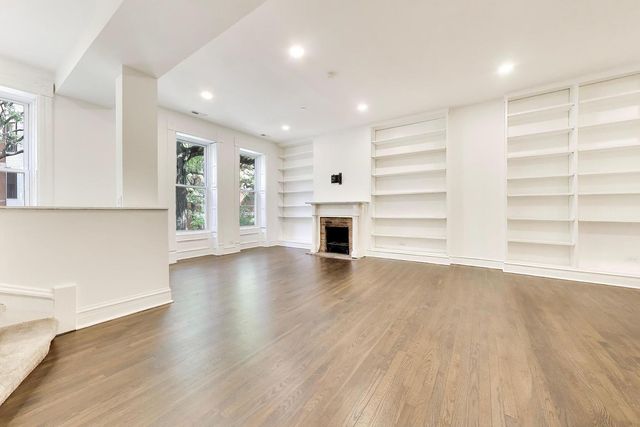 2254 N Fremont Street, Chicago, IL 60614