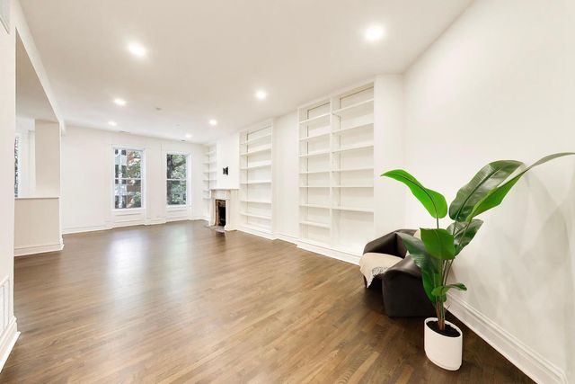 2254 N Fremont Street, Chicago, IL 60614