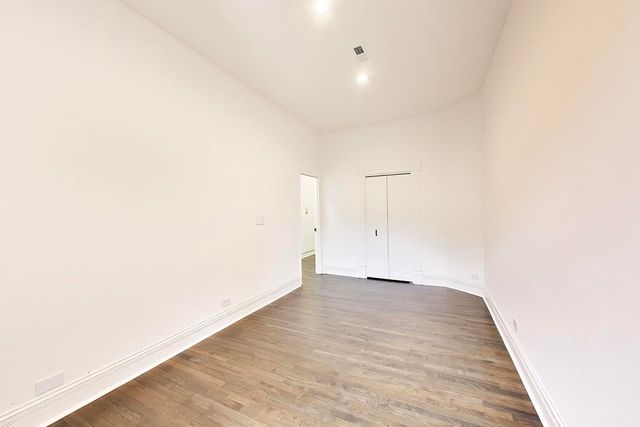 2254 N Fremont Street, Chicago, IL 60614