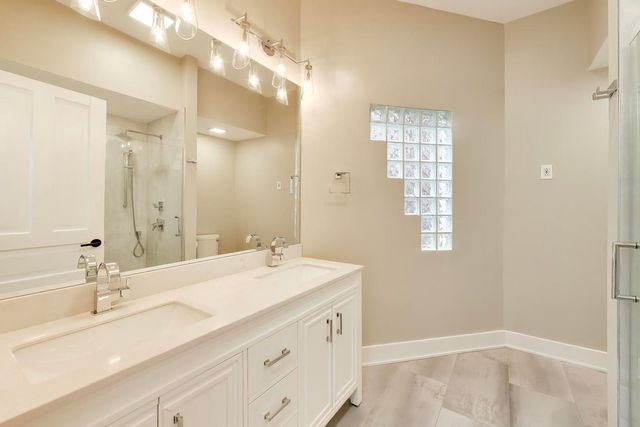 2254 N Fremont Street, Chicago, IL 60614
