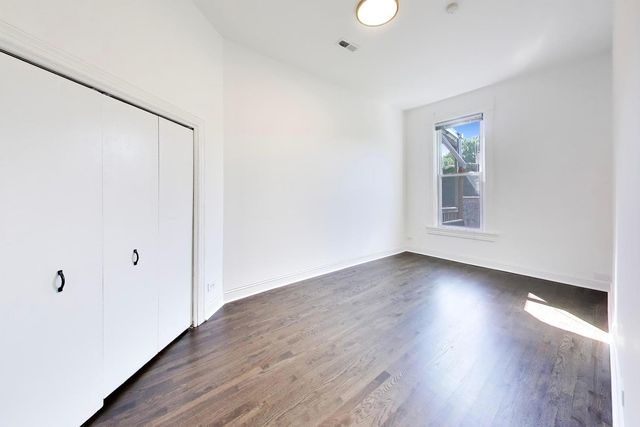 2254 N Fremont Street, Chicago, IL 60614