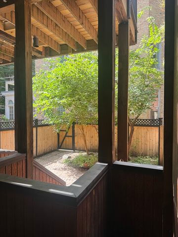 2254 N Fremont Street, Chicago, IL 60614